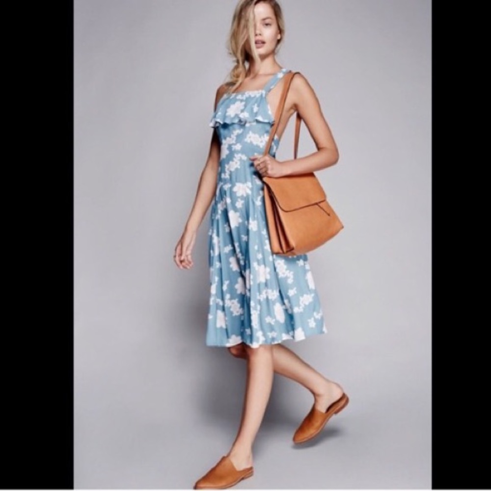 For love and lemons retro floral midi swing dress